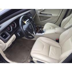 Volvo V60 2.0 T | Lease € 291,– per mnd