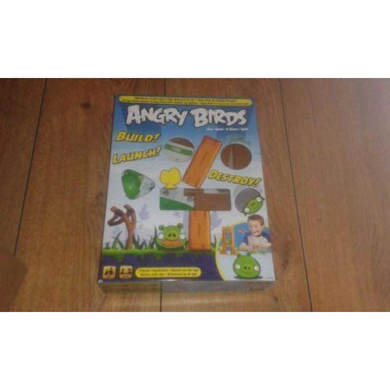 Angry birds spel.