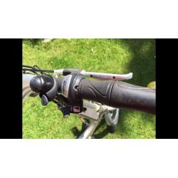 Giant Revive met 21 versnellingen zitfiets