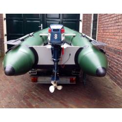 Rubberboot met aanhanger en 8pk Yamaha buitenboordmotor