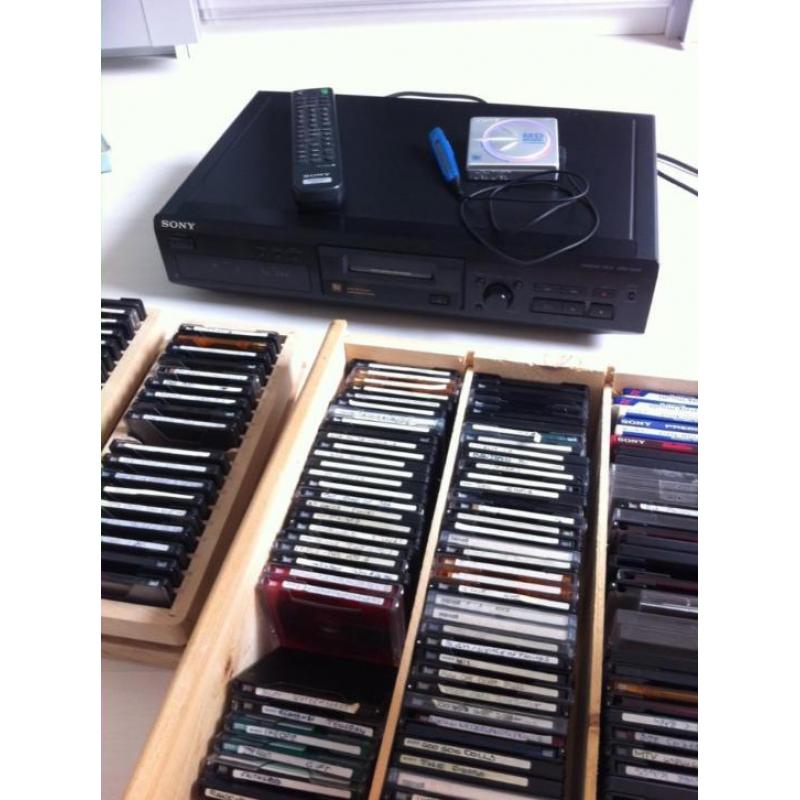 Sony Minidisc deck, portable en 140 MD's