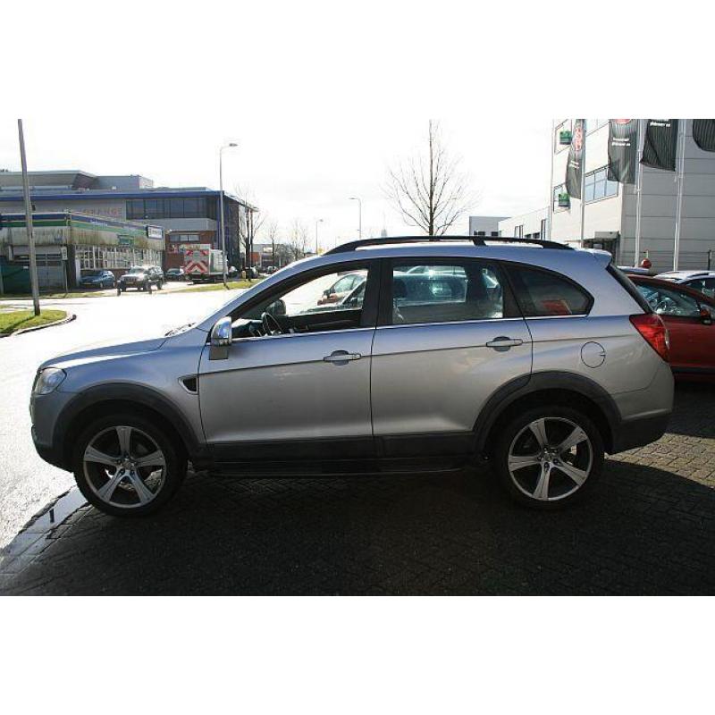 Chevrolet Captiva 2.4 4WD! 7-persoons! 202.000KM!BJ 04-2007!