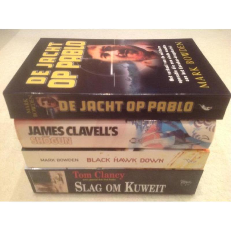 Boeken te koop van Tom Clancy, James Clavell, Mark Bowden.