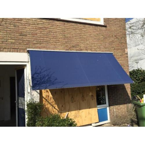 Te koop Sunline donkerblauw zonnescherm