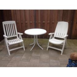 Tuinset gebruikt maar nog stevig
