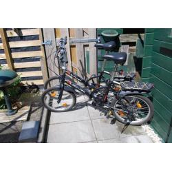 Te koop twee vouwfietsen