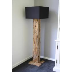 Staande lamp van zwerfhout te koop bij Indoteak!
