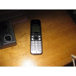 Dect telefoon Panasonic model KX-TG6721NL met antwoordappara