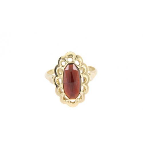 Gouden ring met granaat 14 krt