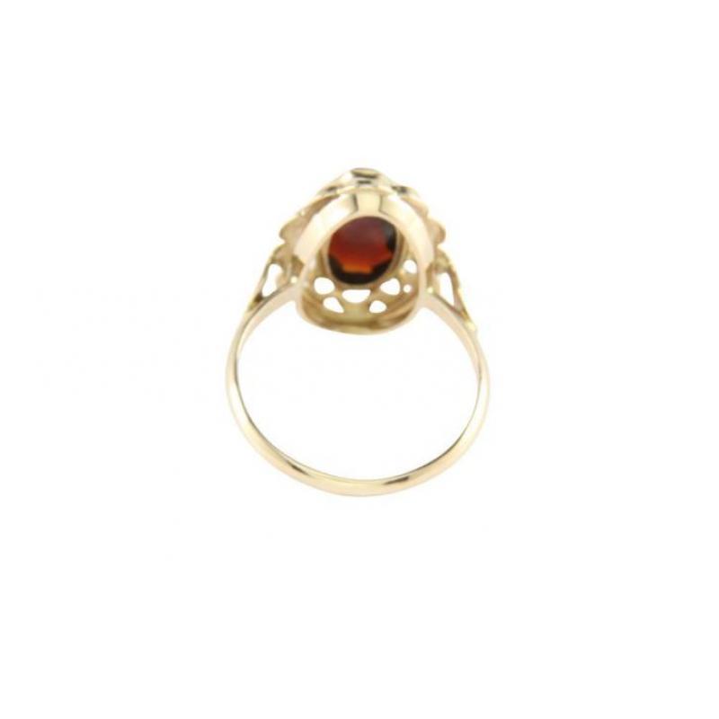 Gouden ring met granaat 14 krt