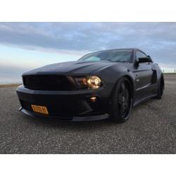 Ford Mustang DUB 5.0 Widebody 5500km. ex auto rapper Nelly
