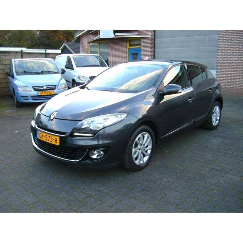 Renault Mégane 1.5 dCi Collection / Bj. 2013 / Nieuwe Type /