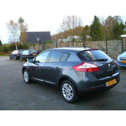 Renault Mégane 1.5 dCi Collection / Bj. 2013 / Nieuwe Type /
