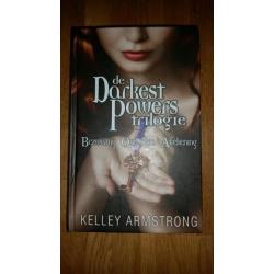 The Darkest Powers trilogie Kelley Armstrong.