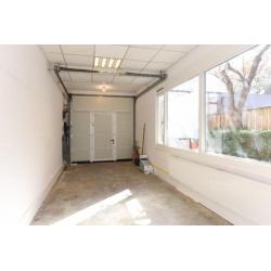 Garage opslag bedrijfsruimte Den Haag te huur