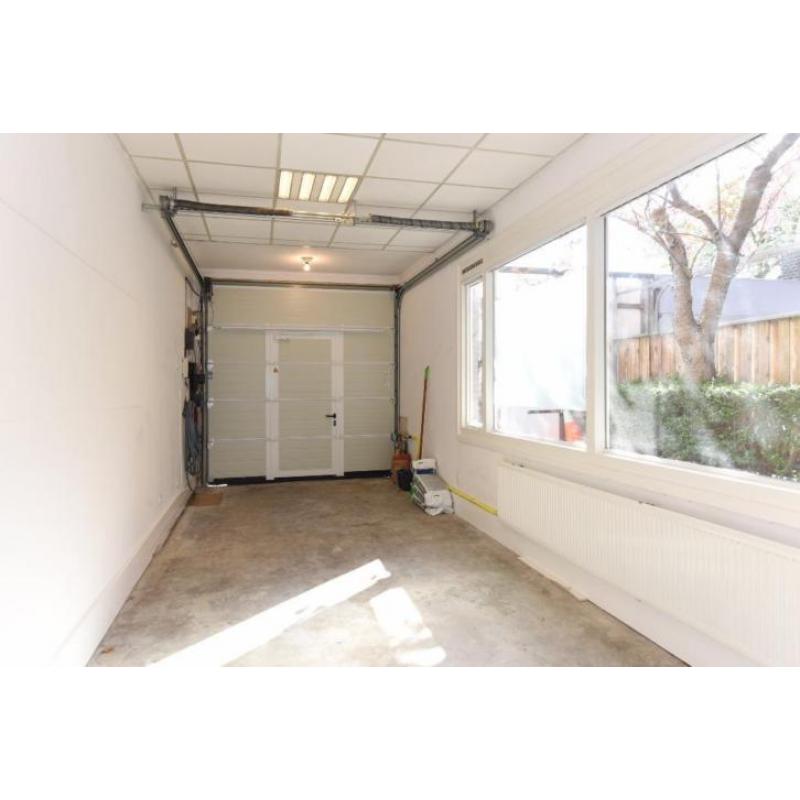 Garage opslag bedrijfsruimte Den Haag te huur