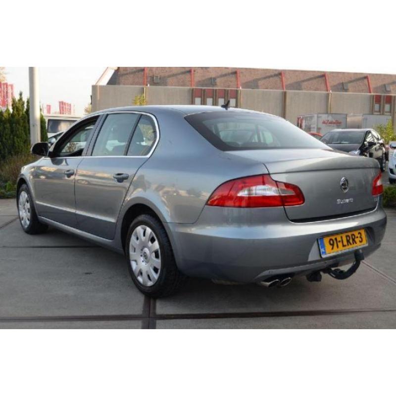 Skoda Superb 1.8 T Elegance Navi Automaat, (bj 2010)
