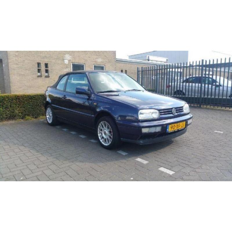 Volkswagen Golf cabrio 1.8 (bj 1997)