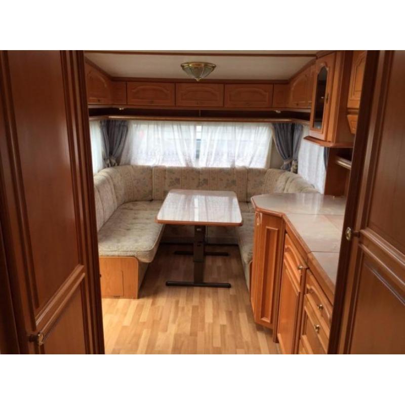 TABBERT Comtesse 560 TD '02 (Fransbed, Rondzit)