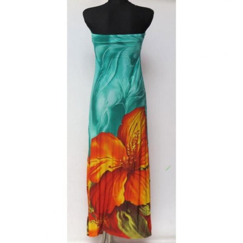 Lange strapless jurk met prachtig bloemmotief.