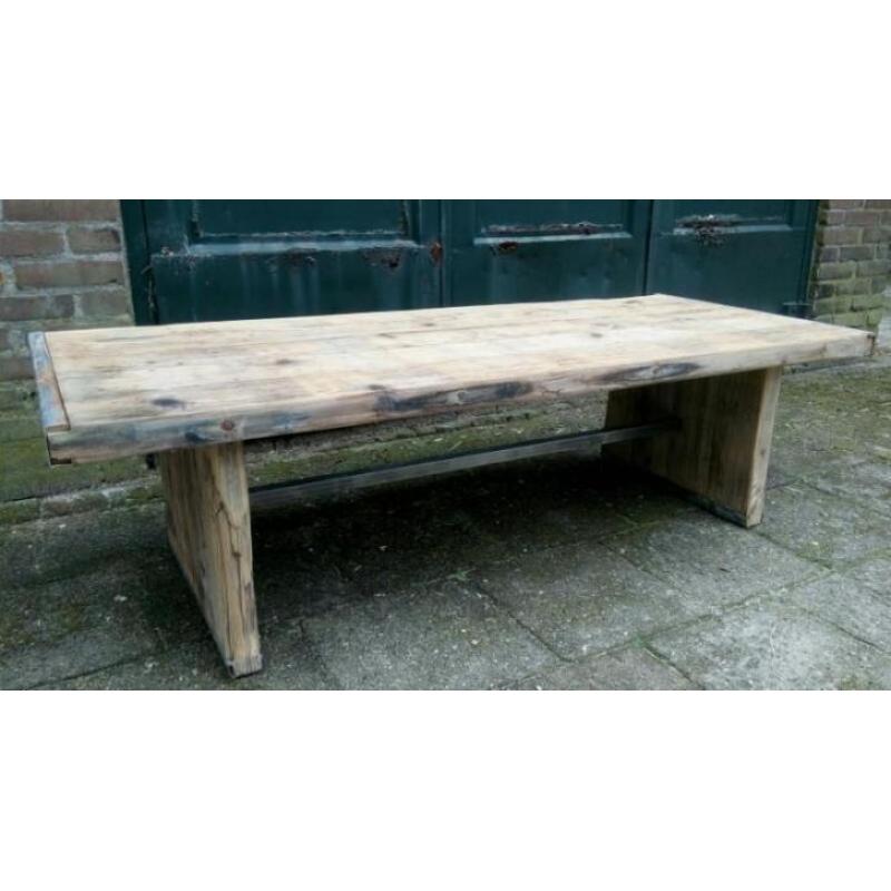 Salontafel doorleefd robuust industrieel