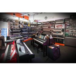 Keyboard kopen? ** Ontdek onze 16 muziekwinkels **