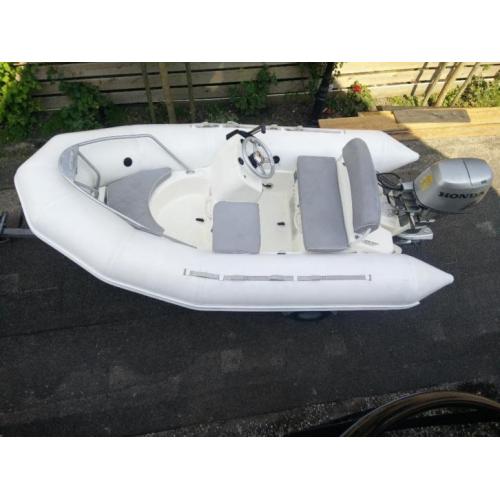 Zodiac Yachtline De luxe 340 trailer en 30 pk Honda 4 tact