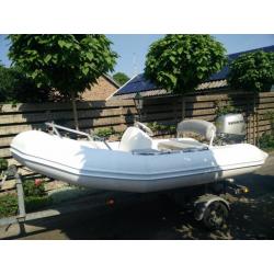Zodiac Yachtline De luxe 340 trailer en 30 pk Honda 4 tact