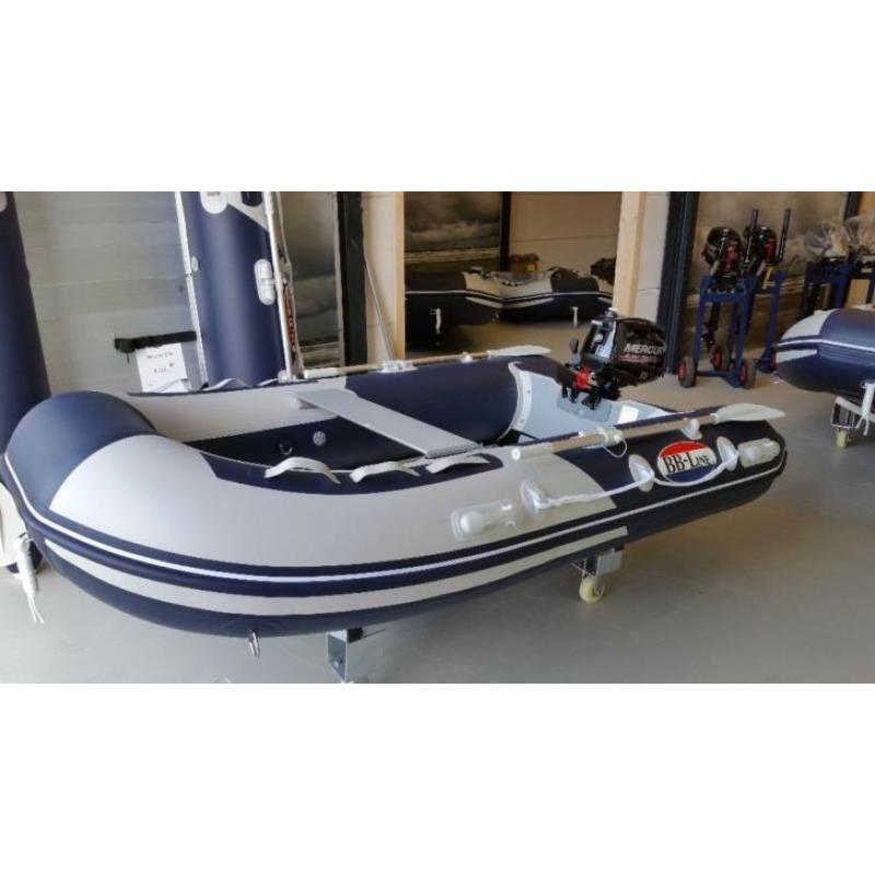 Op voorraad !! KORTING op Rubberboot + Mercury Motor.