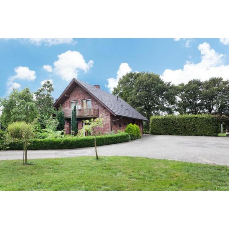 vrijstaand landhuis in het natuurgebied vechtdal Grensgebied