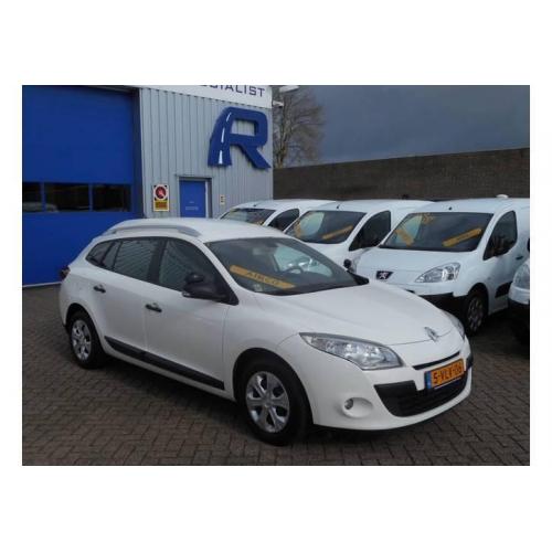 Renault Megane 1.5 DCI 90 ESTATE VAN AIRCO NAV NIEUW MODEL
