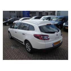Renault Megane 1.5 DCI 90 ESTATE VAN AIRCO NAV NIEUW MODEL