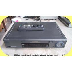 9503| Sony VCR VHS + AB - SLV-E717 bieden v.a. €20