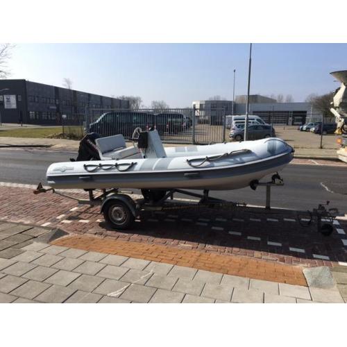 Gommonautica G43 rib met Evinrude 50 PK.