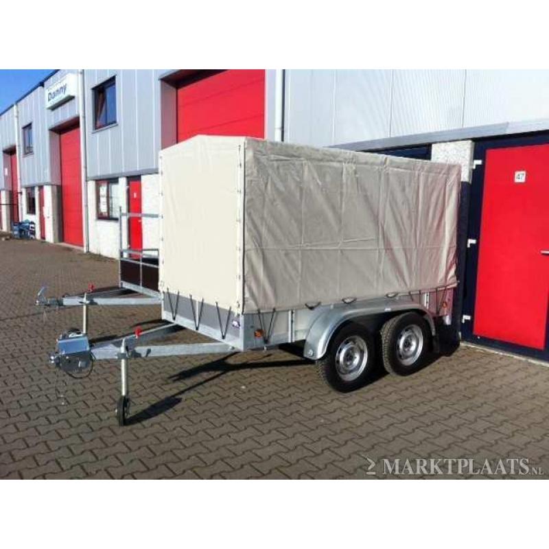 Nieuw Aanhangwagen met Huif