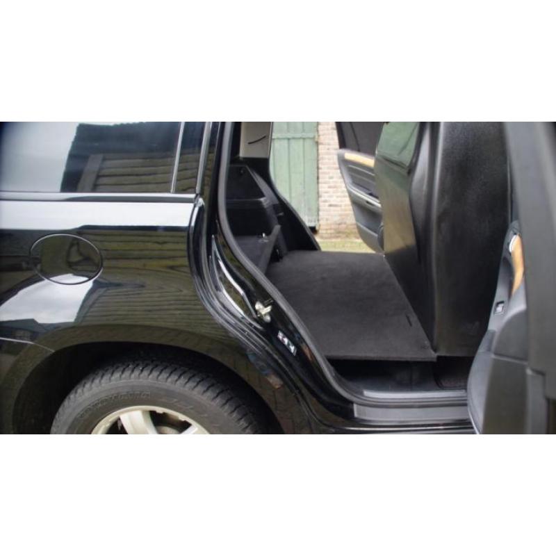 Mercedes Benz Gl of GLS GRIJS KENTEKEN OMBOUW