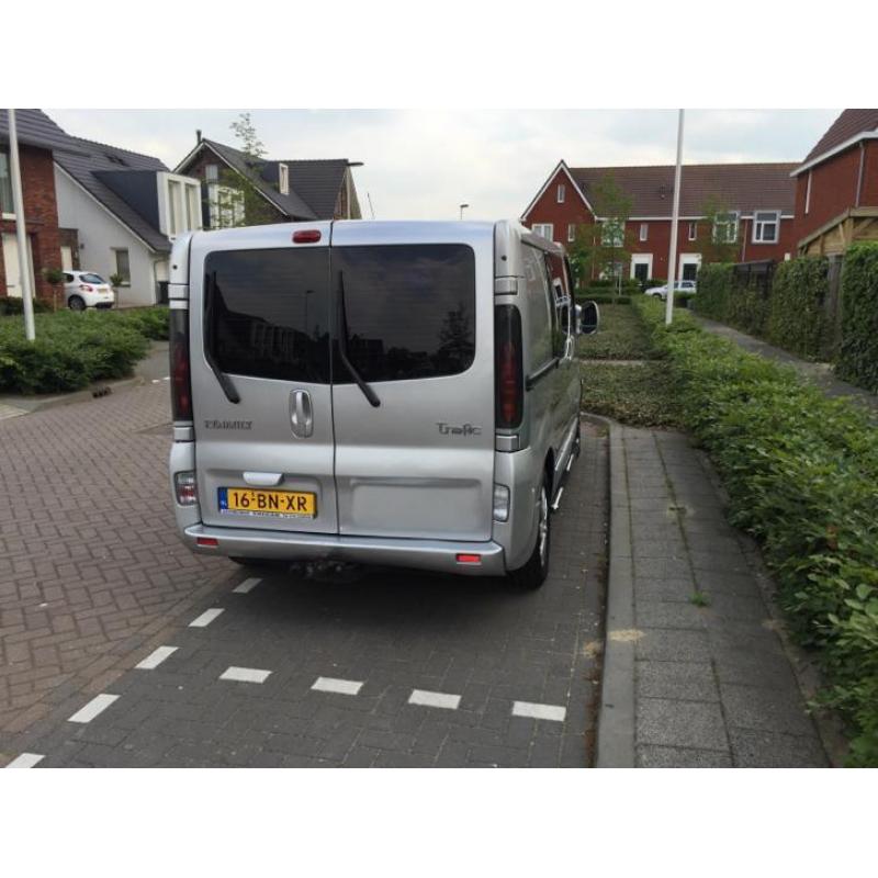 Renault Trafic 1200 2.5 DCI 135 L1h1 DC 2004