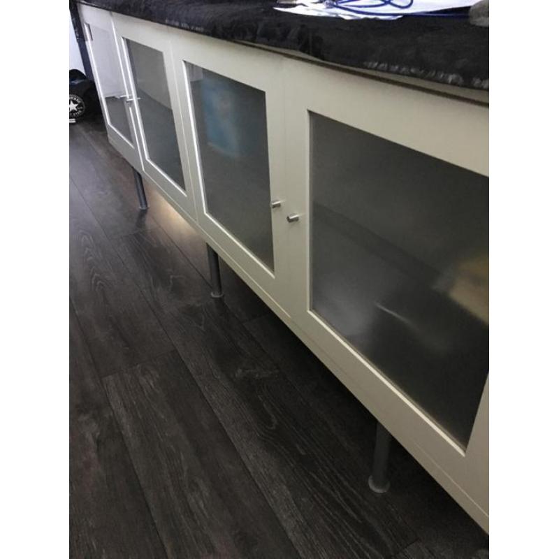 Tv kast