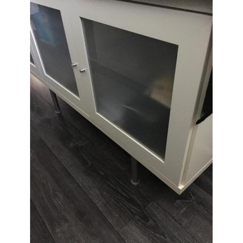 Tv kast