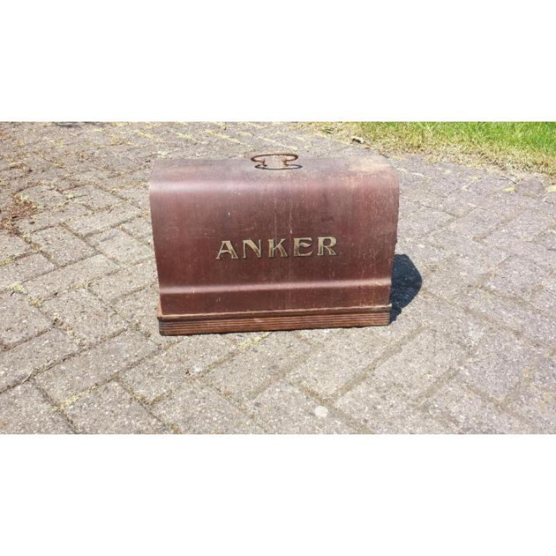 Naaimachine van het merk anker