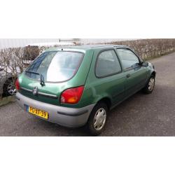 Goedkoop Mazda 121 (weg = weg)