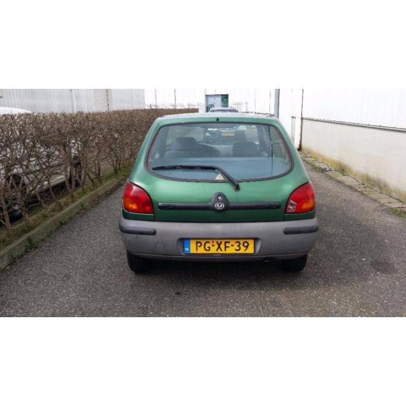Goedkoop Mazda 121 (weg = weg)