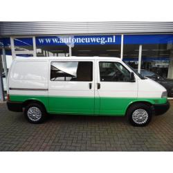 Volkswagen Transporter 2.5 BENZINE AUTOMAAT 5 CYLINDER