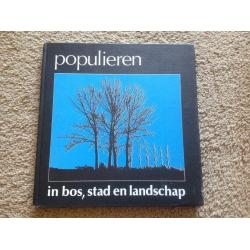 Fotoboek: Populieren in bos, stad en landschap.