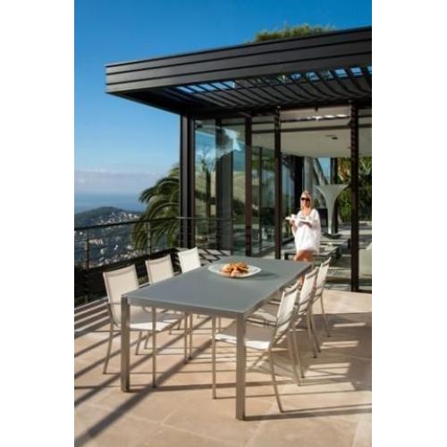 Online veiling van o.a : Tuintafels (21798)