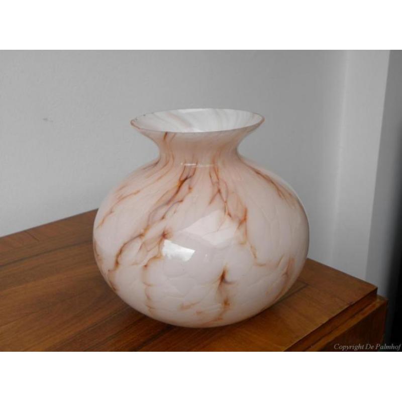 Grote Art deco vaas Scailmont, wit/peach