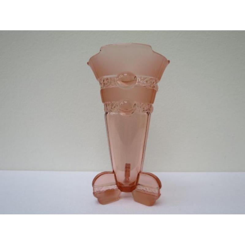 Boheems glas - vaas art deco persglas