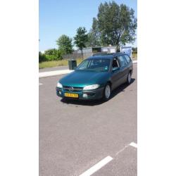 Opel Omega 2.5 I St.wgn. Blauw nieuw jaar Apk!