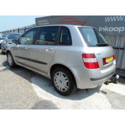 Fiat STILO 1.8 16V Dynamic 5-Deurs Airco NAP