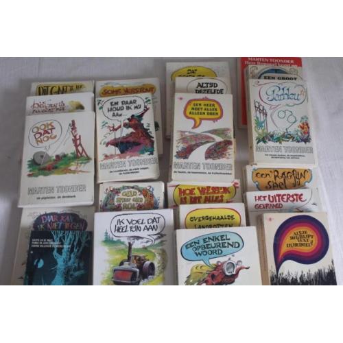 F021-22 stuks verzameling Marten Toonder boeken